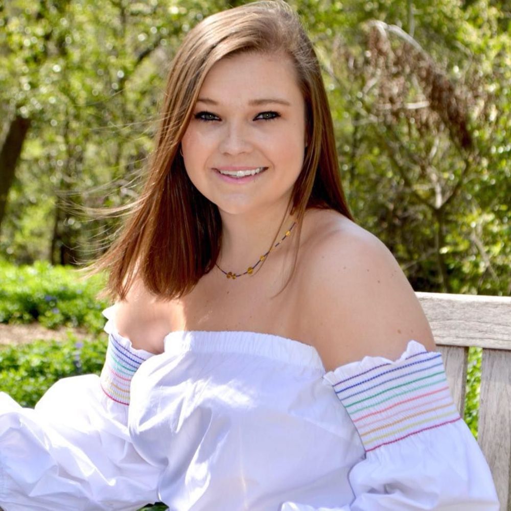 Meet your Posher, Sarah kate